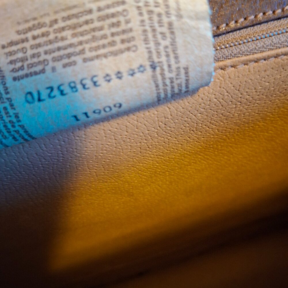 GUCCI Accessory Collection Envelope Purse Shoulder Bag Convertible Clut GG Logo - Picture 15 of 16